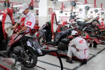 Biar Motor Honda Selalu Prima, Ini Jadwal Servis Rutin yang Wajib Dipahami Menurut Astra Motor Natar